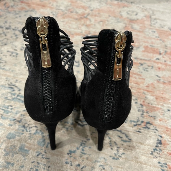 Bebe Alyson Ankle Strap - Picture 2 of 3